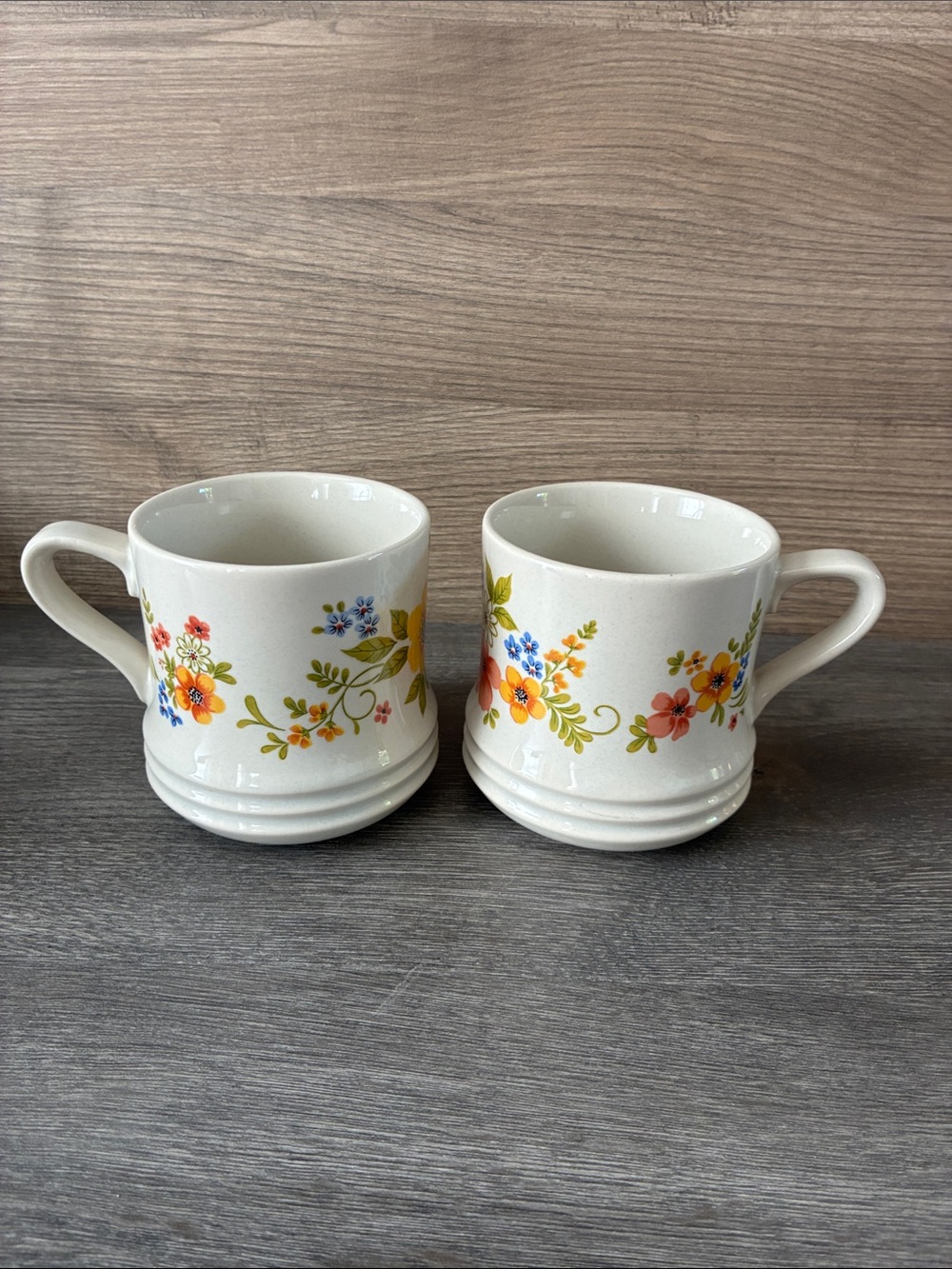 Vintage Sweet Flowers Bake Serve'n Store
Stoneware Mugs Set of 2